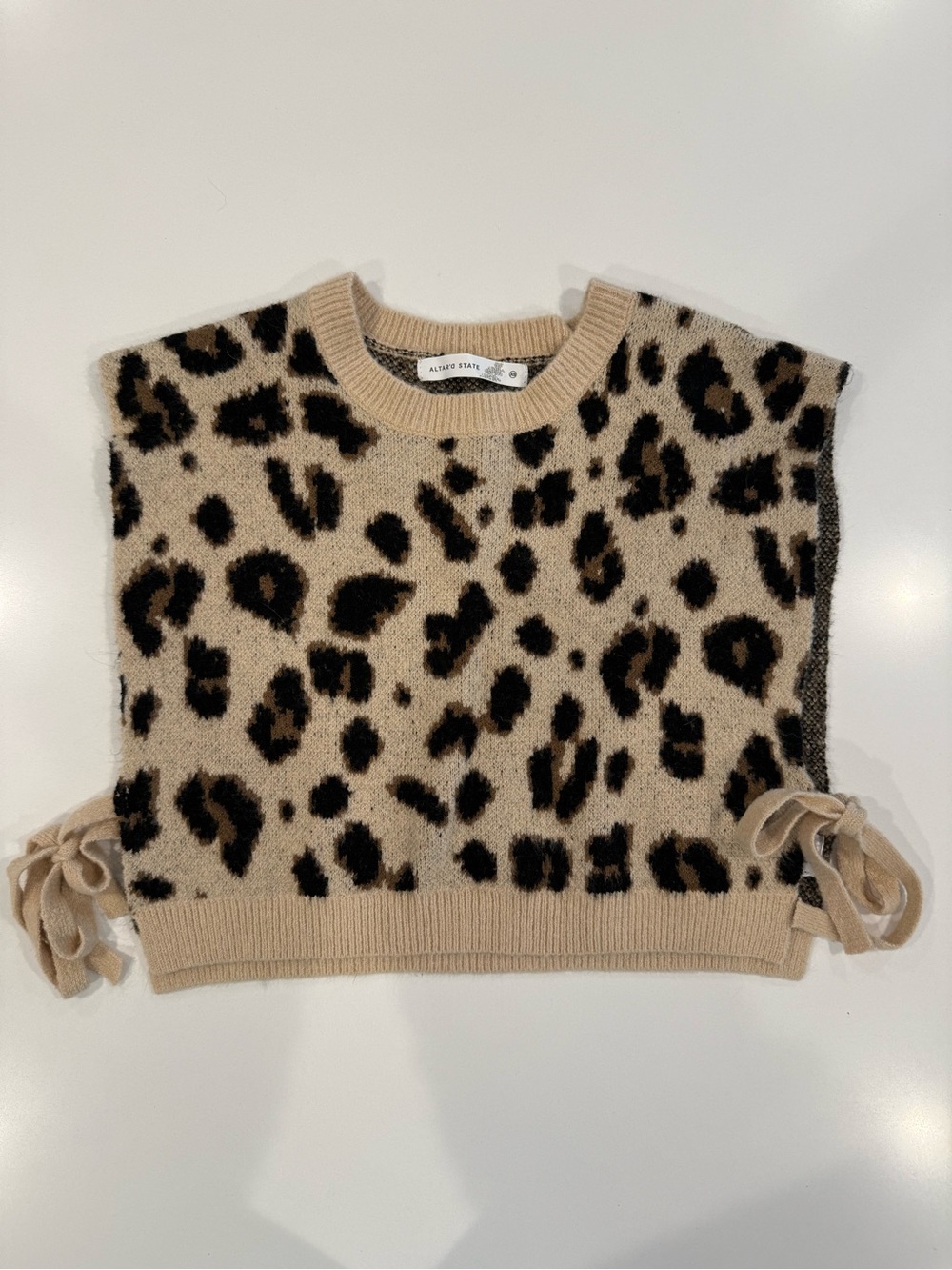 Altar'd State Cropt Knit Vest Womens XS Leopard Print Pullover Open Sides W/Tie